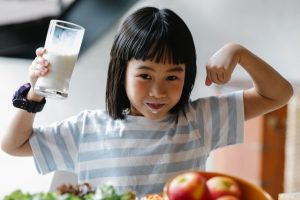 child healthy eating 